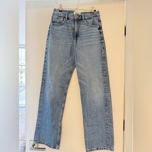 Mika Mid Rise Straight Jeans Size 000 / 23 Medium Wash Classic Denim